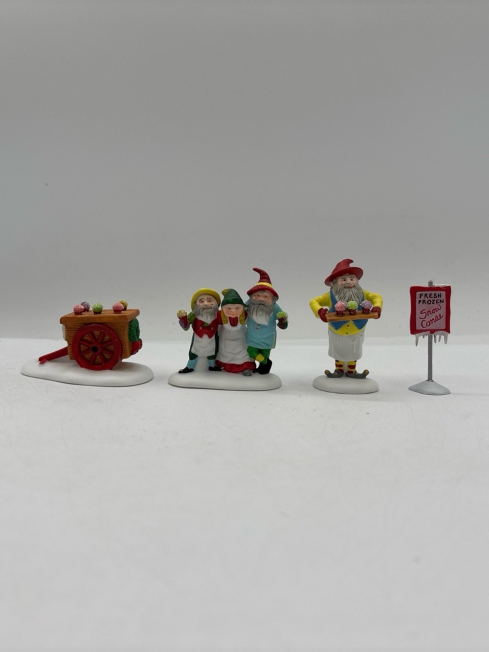 Department 56 1994 Vintage Heritage Village Snow Cone Elves 5637-5 Set Of 4 EUC